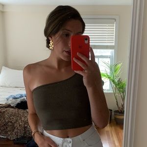 Meet your Posher, Mallory